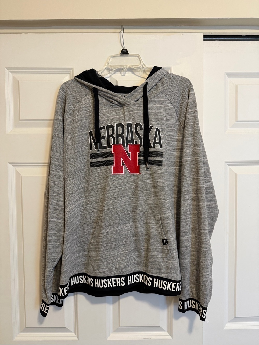 47 Brand Nebraska Gray Crewneck Sweatshirt with Red N - Picture 1 of 4